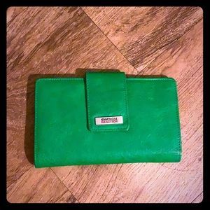Green Kenneth Cole wallet